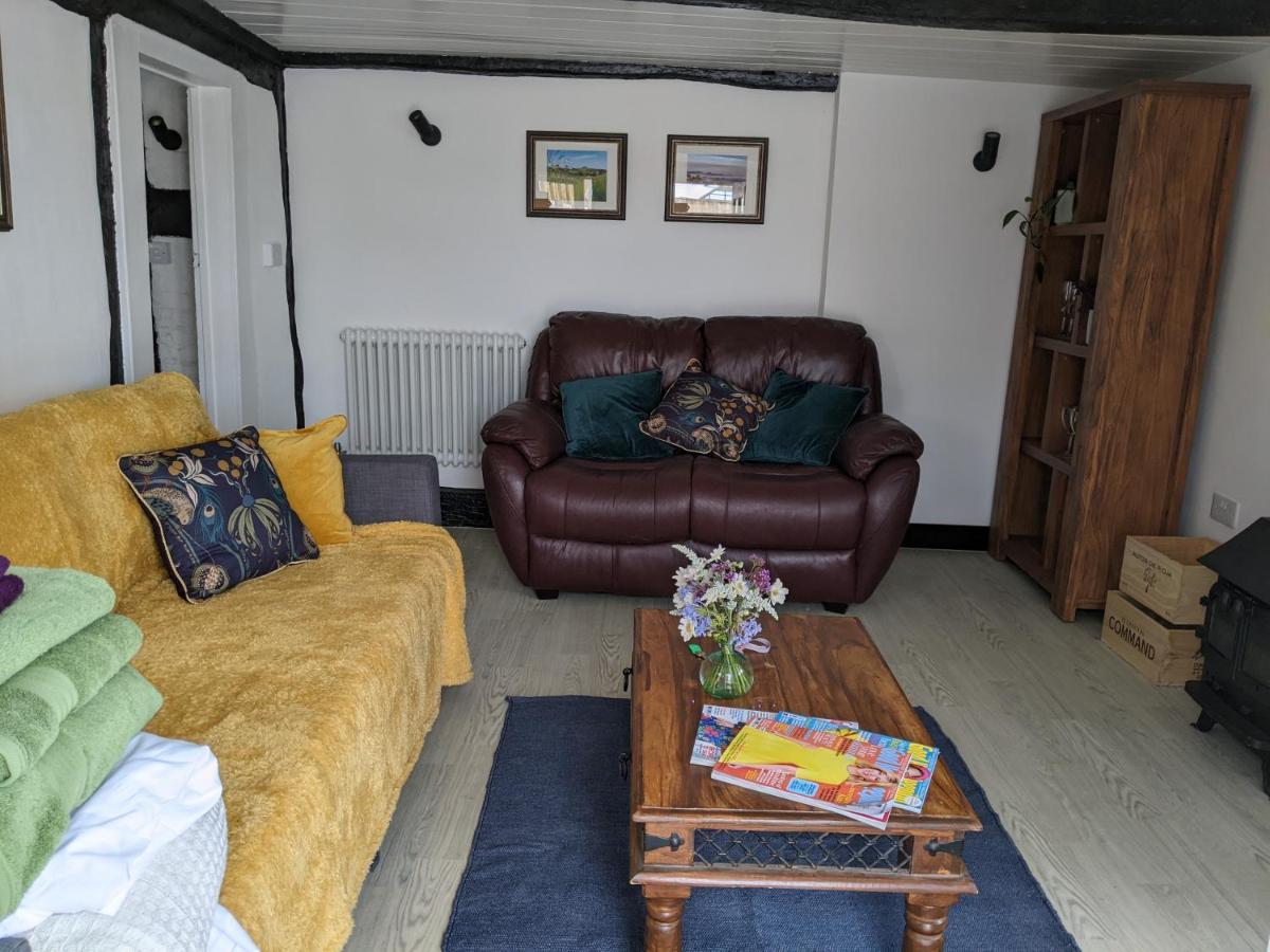 Characterful 2 Bed Cottage, Quiet Village Setting Ashleworth Ngoại thất bức ảnh